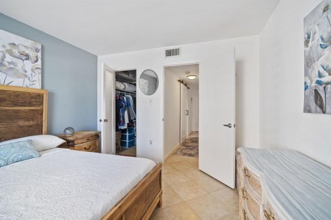 Condominio en venta en Aventura, Florida, 2 dormitorios, 145.39 m2 № 2083365 - foto 15