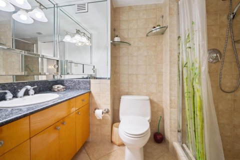 Condominio en venta en Aventura, Florida, 2 dormitorios, 145.39 m2 № 2083365 - foto 12