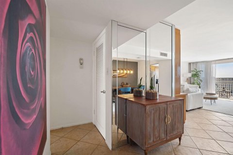 Condominio en venta en Aventura, Florida, 2 dormitorios, 145.39 m2 № 2083365 - foto 13