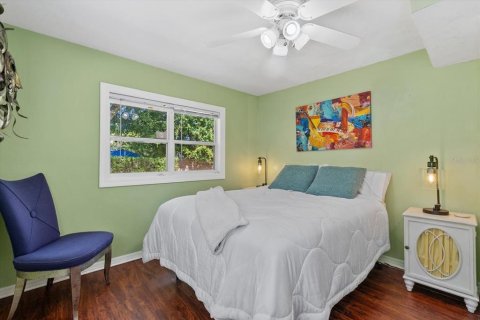 House in Sarasota, Florida 2 bedrooms, 120.03 sq.m. № 2234245 - photo 13