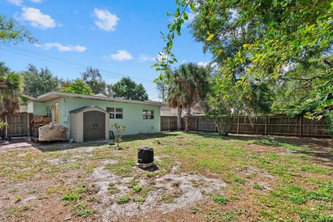 House in Sarasota, Florida 2 bedrooms, 120.03 sq.m. № 2234245 - photo 30