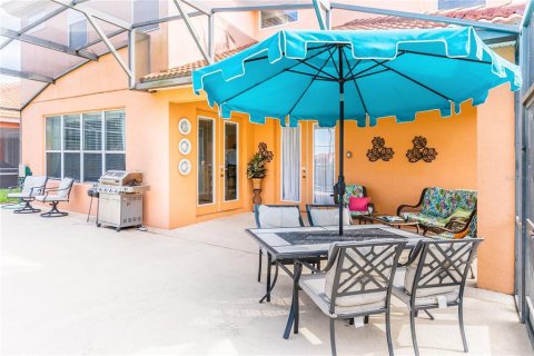 Casa en venta en Kissimmee, Florida, 6 dormitorios, 326.27 m2 № 1564032 - foto 10
