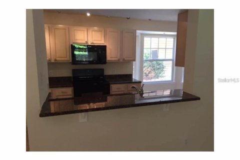 Copropriété à louer à Longwood, Floride: 2 chambres, 127.09 m2 № 2431923 - photo 2