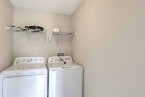 Купить кондоминиум в Сарасота, Флорида 8 комнат, 129.6м2, № 2147773 - фото 28