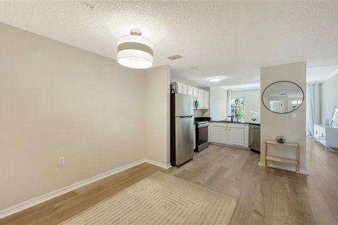 Купить кондоминиум в Сарасота, Флорида 8 комнат, 129.6м2, № 2147773 - фото 11