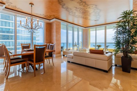 Condo in Sunny Isles Beach, Florida, 4 bedrooms  № 2091310 - photo 5