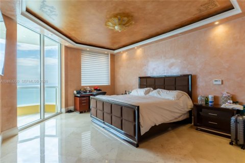 Condo in Sunny Isles Beach, Florida, 4 bedrooms  № 2091310 - photo 10