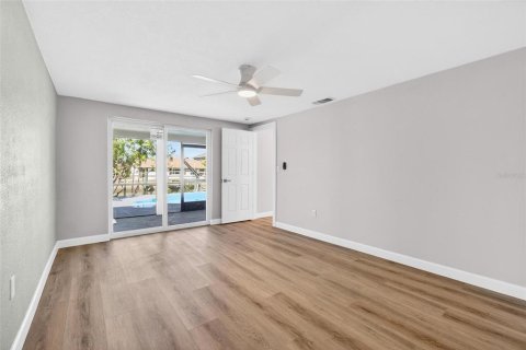 Villa ou maison à louer à New Port Richey, Floride: 3 chambres, 141.12 m2 № 2413766 - photo 14