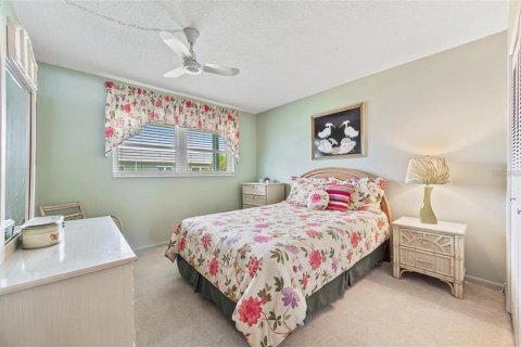 Condominio en venta en Saint Petersburg, Florida, 2 dormitorios, 93.83 m2 № 1524446 - foto 28