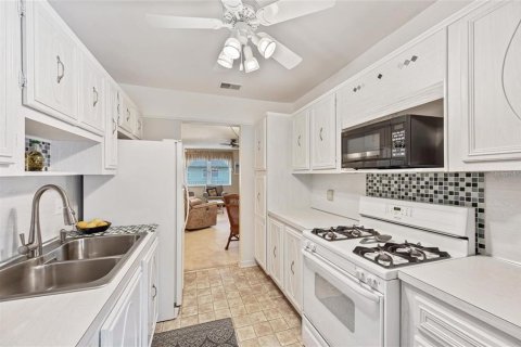 Condominio en venta en Saint Petersburg, Florida, 2 dormitorios, 93.83 m2 № 1524446 - foto 16