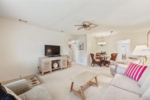 Condominio en venta en Saint Petersburg, Florida, 2 dormitorios, 93.83 m2 № 1524446 - foto 6