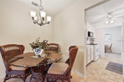 Condominio en venta en Saint Petersburg, Florida, 2 dormitorios, 93.83 m2 № 1524446 - foto 8