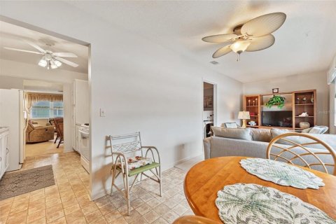 Condominio en venta en Saint Petersburg, Florida, 2 dormitorios, 93.83 m2 № 1524446 - foto 20