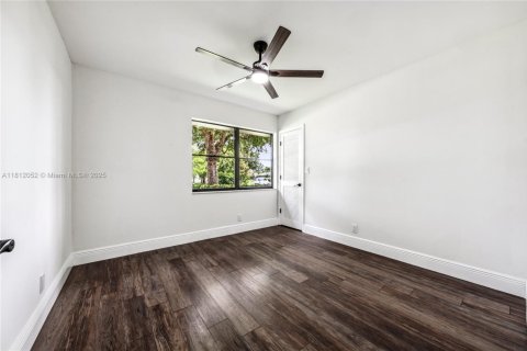 Casa en venta en Coral Springs, Florida, 4 dormitorios № 1758594 - foto 20