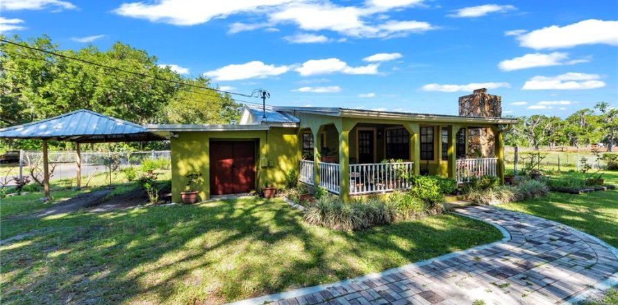 Villa ou maison à Dover, Floride 3 chambres, 133.41 m2 № 2195294
