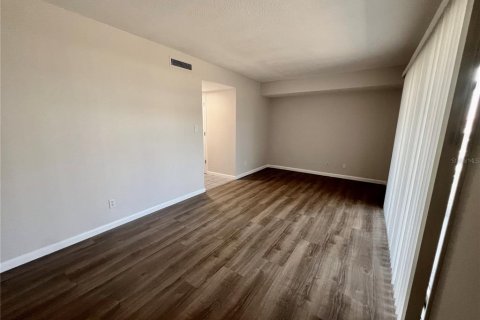 Copropriété à louer à Winter Park, Floride: 2 chambres, 101.26 m2 № 1662673 - photo 13
