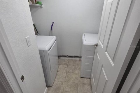 Condominio en alquiler en Orlando, Florida, 1 dormitorio, 79.34 m2 № 2142238 - foto 8