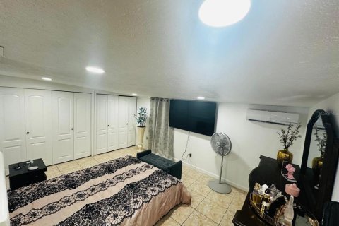Villa ou maison à vendre à Tampa, Floride: 3 chambres, 129.04 m2 № 2237603 - photo 11