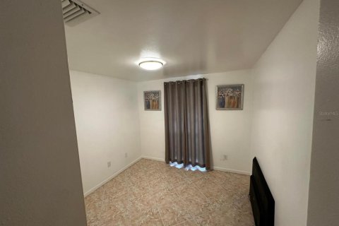 Villa ou maison à vendre à Tampa, Floride: 3 chambres, 129.04 m2 № 2237603 - photo 19