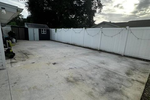 Villa ou maison à vendre à Tampa, Floride: 3 chambres, 129.04 m2 № 2237603 - photo 21