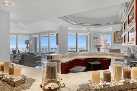 Condo in Riviera Beach, Florida, 3 bedrooms  № 2184156 - photo 11