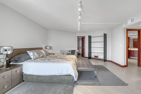 Condo in Riviera Beach, Florida, 3 bedrooms  № 2184156 - photo 22