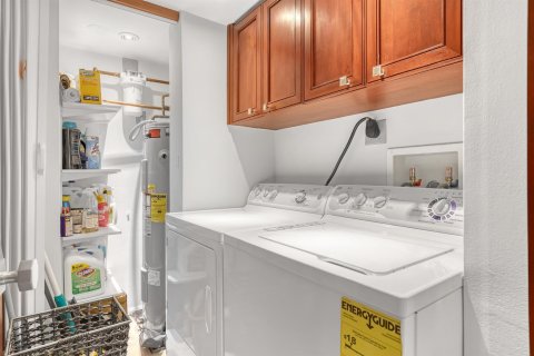 Condo in Riviera Beach, Florida, 3 bedrooms  № 2184156 - photo 18