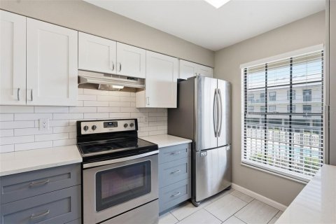 Condominio en venta en Dunedin, Florida, 2 dormitorios, 85.93 m2 № 2092805 - foto 6