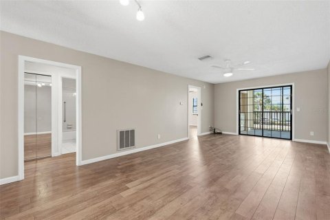 Condominio en venta en Dunedin, Florida, 2 dormitorios, 85.93 m2 № 2092805 - foto 9
