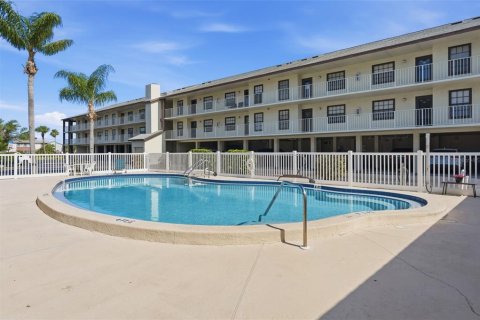 Condominio en venta en Dunedin, Florida, 2 dormitorios, 85.93 m2 № 2092805 - foto 24