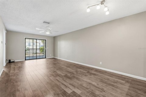 Condominio en venta en Dunedin, Florida, 2 dormitorios, 85.93 m2 № 2092805 - foto 10