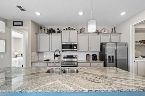 Купить виллу или дом в Палм-Кост, Флорида 4 комнаты, 177.26м2, № 1643370 - фото 12