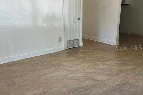 House in Gainesville, Florida 3 bedrooms, 89.19 sq.m. № 2149300 - photo 4