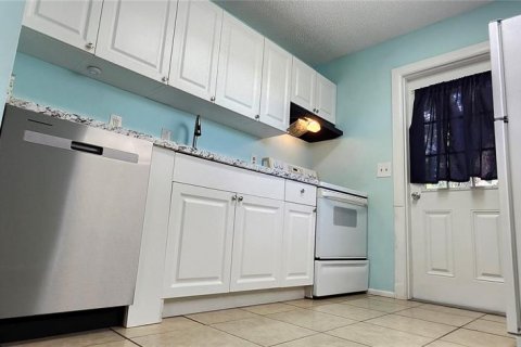 Appartement à louer à Largo, Floride: 2 chambres, 65.03 m2 № 2415421 - photo 11