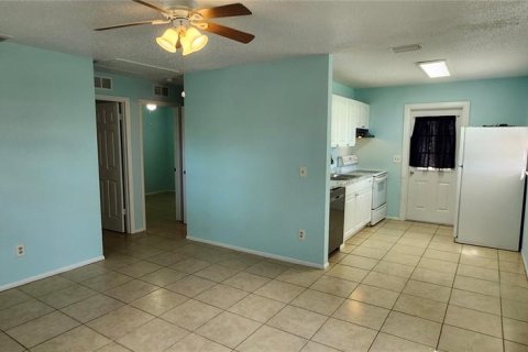 Appartement à louer à Largo, Floride: 2 chambres, 65.03 m2 № 2415421 - photo 2