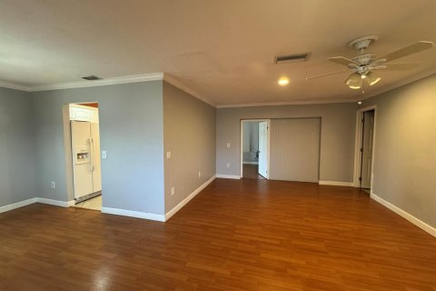 Casa en venta en Sunrise, Florida, 2 dormitorios, 97.27 m2 № 2248208 - foto 3