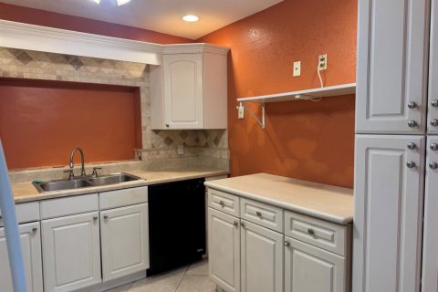 Casa en venta en Sunrise, Florida, 2 dormitorios, 97.27 m2 № 2248208 - foto 5