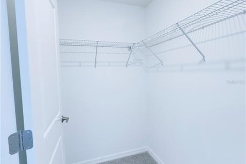 Townhouse in San Antonio, Florida 2 bedrooms, 140.56 sq.m. № 1879962 - photo 19