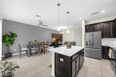 Adosado en venta en Kissimmee, Florida, 3 dormitorios, 155.52 m2 № 1894954 - foto 10
