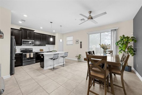 Adosado en venta en Kissimmee, Florida, 3 dormitorios, 155.52 m2 № 1894954 - foto 15