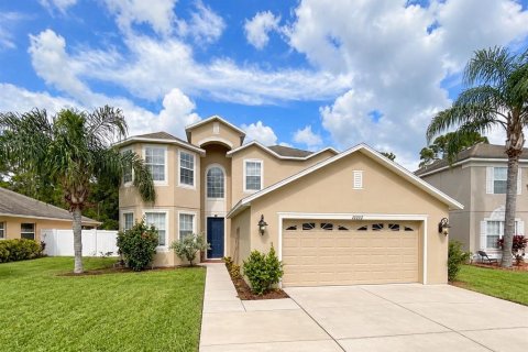 House in Hudson, Florida 4 bedrooms, 230.03 sq.m. № 2362471
