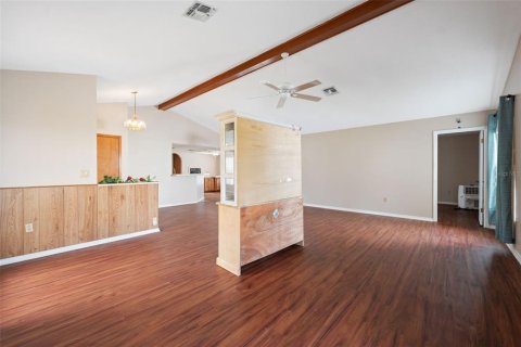 Casa en venta en Spring Hill, Florida, 2 dormitorios, 150.5 m2 № 1880702 - foto 9