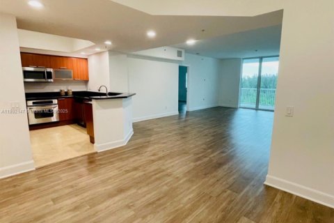 Copropriété à louer à North Miami, Floride: 2 chambres, 161.93 m2 № 1944185 - photo 8