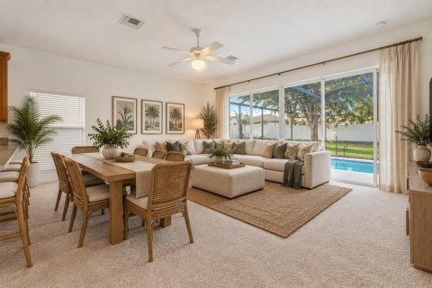 Casa en venta en Davenport, Florida, 5 dormitorios, 217.86 m2 № 2386615 - foto 3