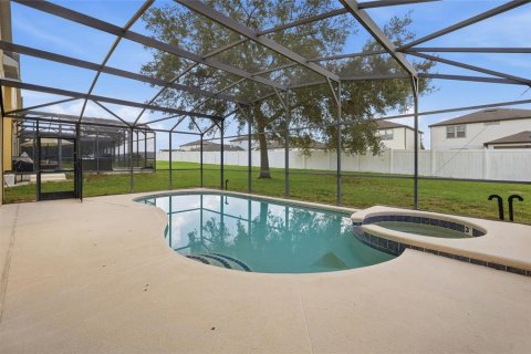 Casa en venta en Davenport, Florida, 5 dormitorios, 217.86 m2 № 2386615 - foto 30