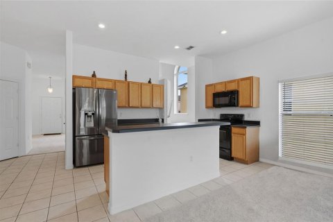 Casa en venta en Davenport, Florida, 5 dormitorios, 217.86 m2 № 2386615 - foto 13
