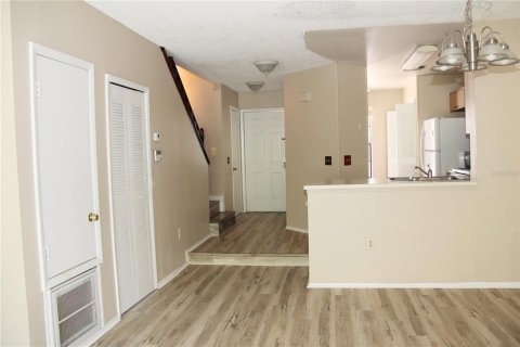 Touwnhouse à vendre à Altamonte Springs, Floride: 2 chambres, 128.02 m2 № 1911611 - photo 3