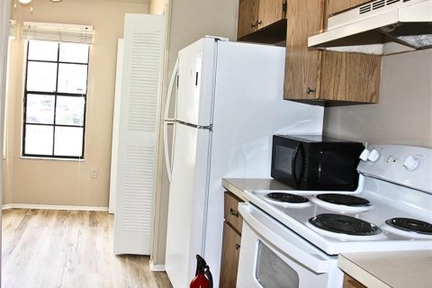 Touwnhouse à vendre à Altamonte Springs, Floride: 2 chambres, 128.02 m2 № 1911611 - photo 5