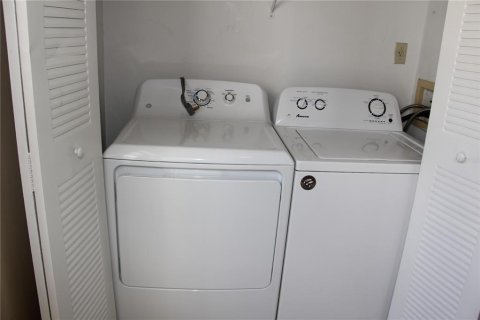 Touwnhouse à vendre à Altamonte Springs, Floride: 2 chambres, 128.02 m2 № 1911611 - photo 8