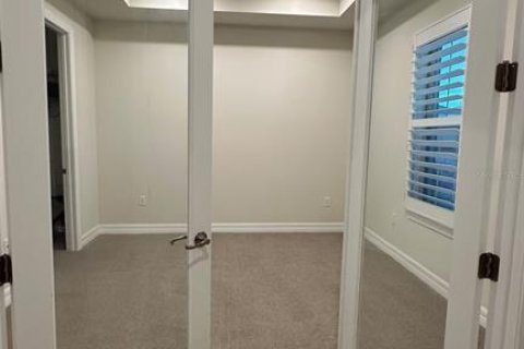 Casa en venta en Orlando, Florida, 7 dormitorios, 416.95 m2 № 2359303 - foto 27